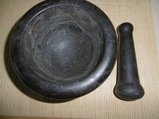 Mörser mit Stößel -Massiv