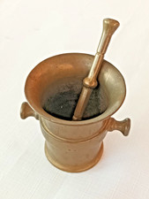 Antiker Mörser mit Stößel