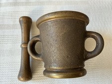 Mörser mit Stößel aus