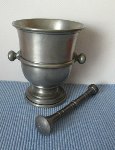 Mörser mit stößel - mit, zinn