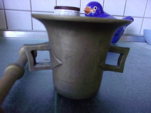 Mörser mit stößel aus - mit,