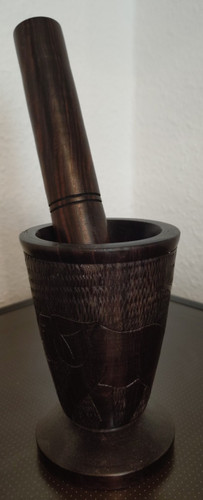 Alter holz mörser mit - mÖrser,
