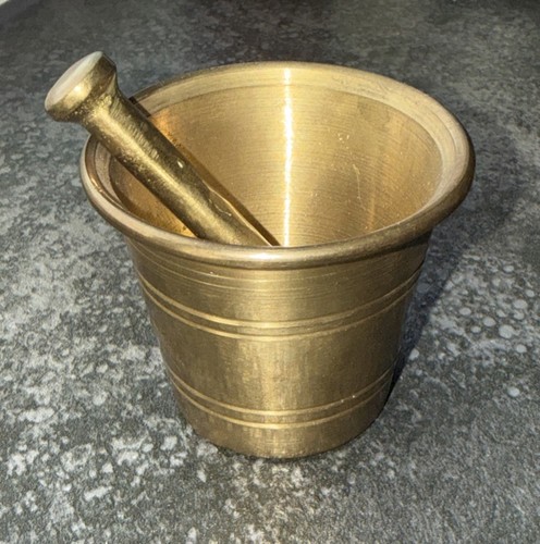 Messing mörser mit stößel - mörser,
