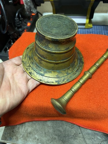 Messing mörser mit stößel - mörser,