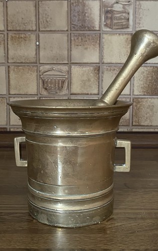 Antiker apothekermörser mit - apothekermörser,