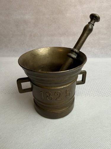 Messing mörser mit stößel - mörser,