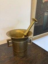 Antiker Mörser mit Stößel